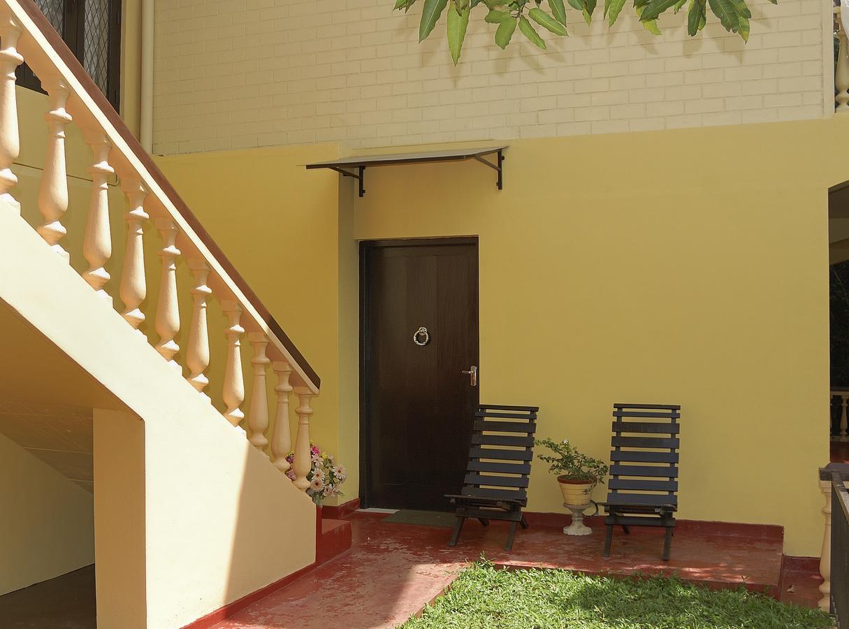 Evergreen Kandy Buitenkant foto